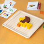 PlanToys 100 Counting Cubes – Unit Plus Series Colorful Math Cubes Set with 20 Playing Cards for Kids - view 3