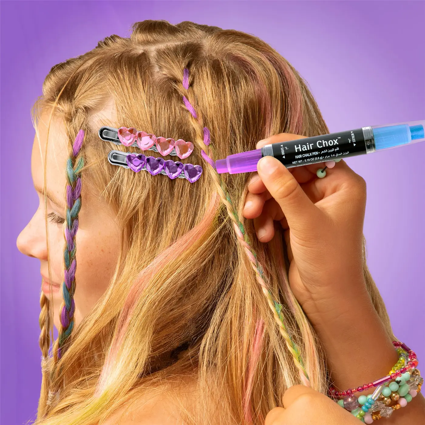 13522_5.webp Fashion Angels Color Me Pretty Makeup, Hair and Body Art Kit – Hair Chalks, Sparkle Tattoo Ink Pens, Face Gems, Ages 8+ - vie