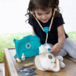 PlanToys Vet Set – Wooden Pretend Play Veterinarian Medical Set with Doctor Bag for Kids - view 4