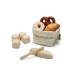 PlanToys Bread Set – Wooden Pretend Play Food Set with Bagel, Rolls, Pretzel and Croissant, Fabric Storage Bag, Ages 2+ - vie