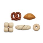 PlanToys Bread Set – Wooden Pretend Play Food Set with Bagel, Rolls, Pretzel and Croissant, Fabric Storage Bag, Ages 2+ - vie