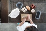 PlanToys Bread Set – Wooden Pretend Play Food Set with Bagel, Rolls, Pretzel and Croissant, Fabric Storage Bag, Ages 2+ - vie