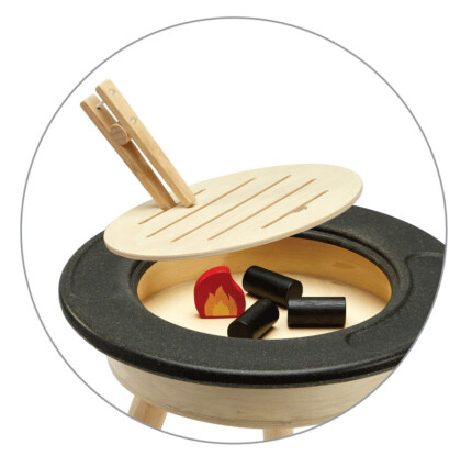 PlanToys BBQ Playset – Wooden Pretend Play Barbecue Set with Functioning Tools for Kids - view 2