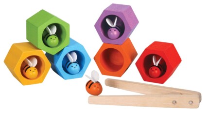 PlanToys Beehives – Wooden Fine Motor Toy with Bees and Forceps for Kids