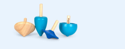 PlanToys Spinning Tops – Wooden Toy Set of 4 Tops in Different Colors for Kids - view 2