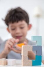 PlanToys 3D Puzzle Cube – Wooden Brain Teaser with 9 L-Shaped Blocks for Kids and Adults - view 6