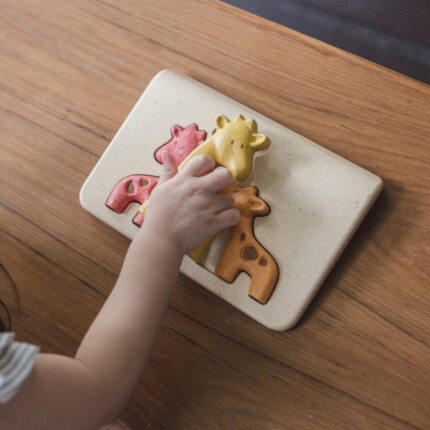 PlanToys Giraffe Puzzle – Wooden Giraffe Family Puzzle with Figures for Toddlers - view 2