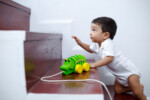 PlanToys Dancing Alligator – Wooden Pull-Along Toy, No Batteries Required, for Toddlers - view 4