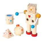 PlanToys Build-A-Robot – Wooden Robot Building Toy with 4 Interchangeable Heads for Kids