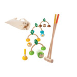 PlanToys Croquet – Wooden Garden Game Set with 4 Animal Balls, 2 Mallets and 4 Wickets for Kids