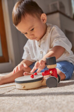 PlanToys Pull Along Drummer – Pull-Along Toy with Drum-Tapping Drummer for Toddlers Learning to Walk, Ages 1+ - view 3