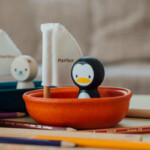PlanToys Sailing Boat – Penguin, Wooden Bath Toy for Babies and Toddlers - view 2