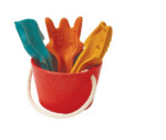 PlanToys Sand Play Set – Plastic-Free Eco Beach Toy with Bucket and 3 Fish-Imprint Spades for Kids - view 4