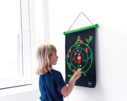 Scratch Europe Magnetic Darts Jungle – Two-Sided Magnetic Dart Board in Cardboard Case for Kids - view 2