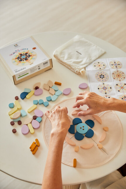 PlanToys Mandala – Wooden Pattern Building Set for Creativity and Concentration - view 2