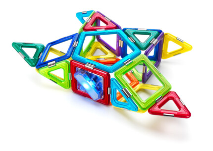 GeoSmart UFO – 25-Piece Magnetic Construction Set with LED Panel, STEM Building Toy for Kids - view 2