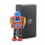 Mr & Mrs Tin Pianobot Collectors Item – Collectible Robot Figure Limited to 2000 Pieces Worldwide, Approx. 15 cm High, Ages 3