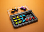 Smart Games IQ Arrows – Pocket Puzzle Board Game with 120 Challenges - view 4