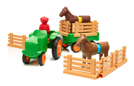 SmartMax My First Tractor – 22 Piece Magnetic Building Set with Horses and Farmer, Ages 18 Months to 5 Years - view 2